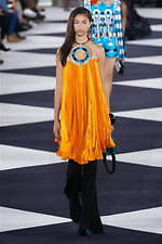 バルマン 2020年春夏ウィメンズコレクション - 力強いグラフィックがエネルギーを生む｜写真84