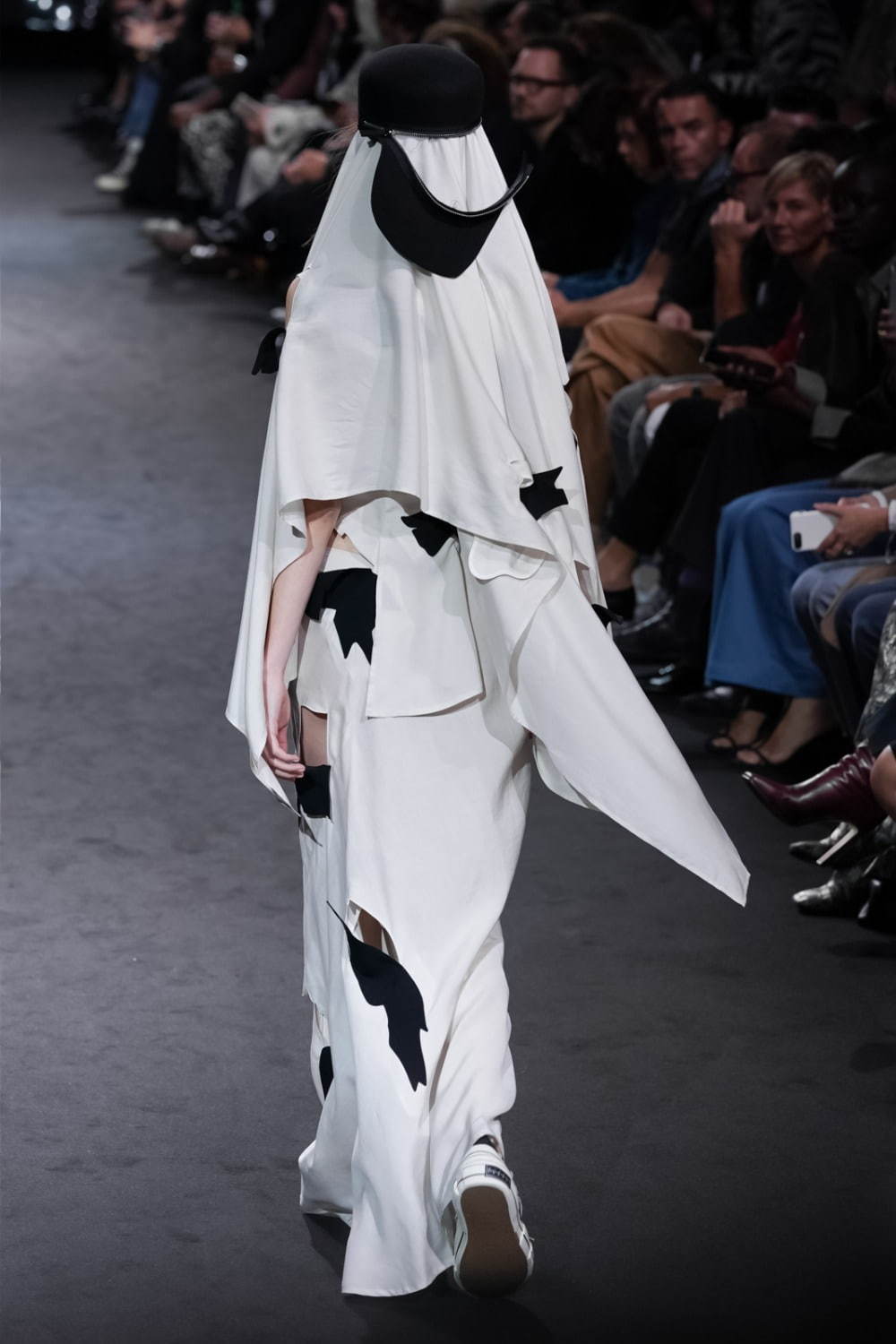 ヨウジヤマモト(Yohji Yamamoto) 2020年春夏ウィメンズコレクション  - 写真53