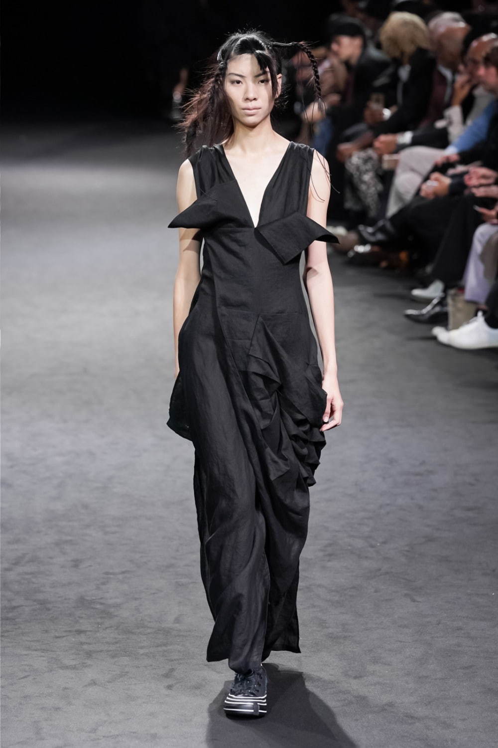 ヨウジヤマモト(Yohji Yamamoto) 2020年春夏ウィメンズコレクション  - 写真59