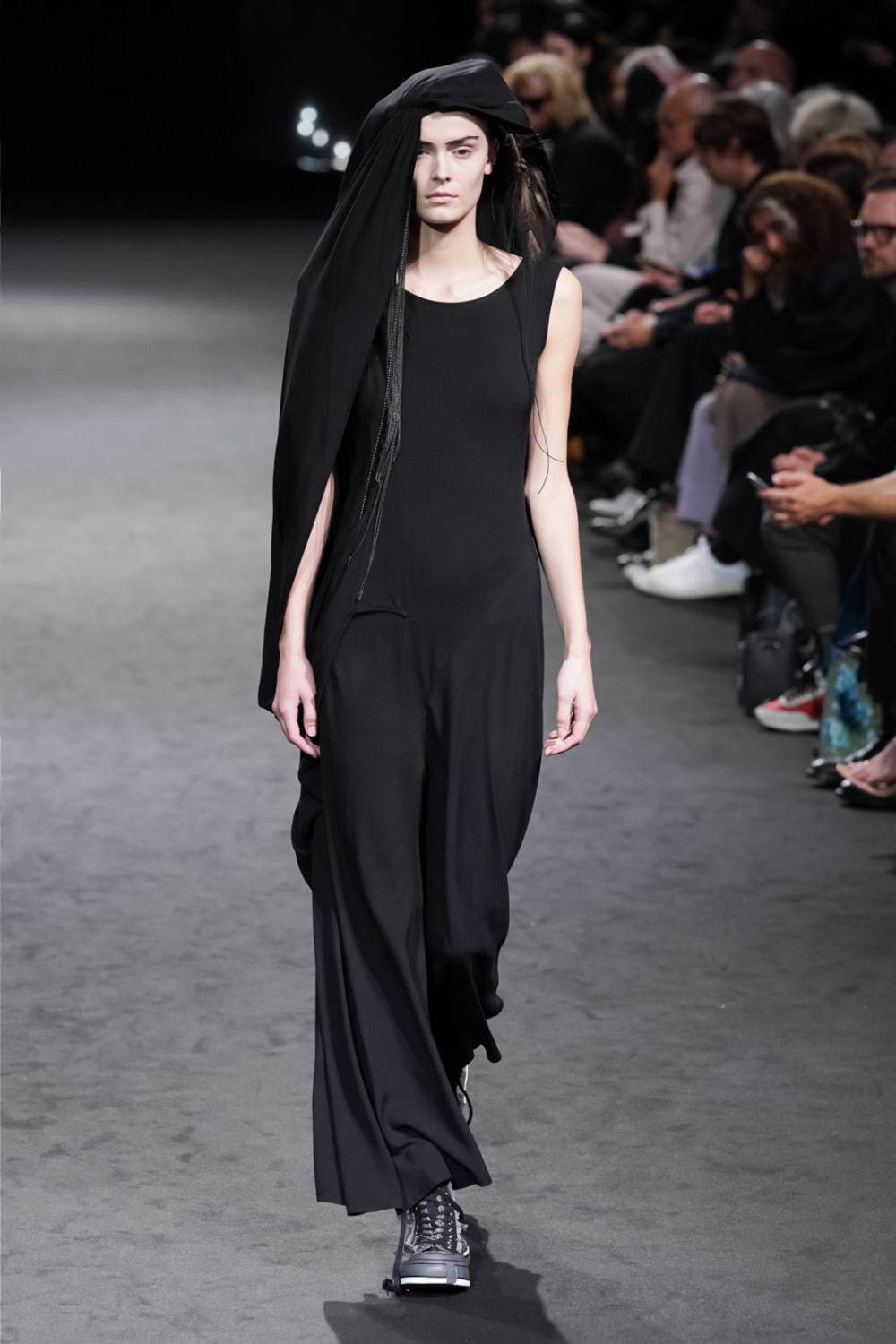 ヨウジヤマモト(Yohji Yamamoto) 2020年春夏ウィメンズコレクション シルエット - 写真31