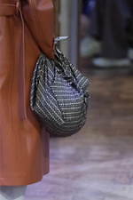 イーチ アザー 2020年春夏コレクション - 意外性をもたらすドローイング｜写真27