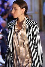 イーチ アザー 2020年春夏コレクション - 意外性をもたらすドローイング｜写真35