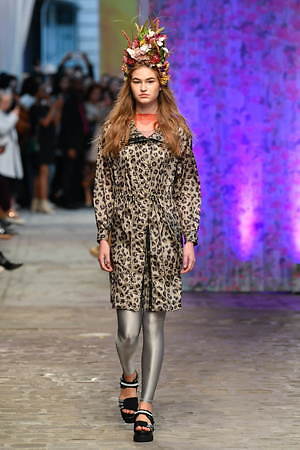 タトラス(TATRAS) 2020年春夏ウィメンズコレクション  - 写真13