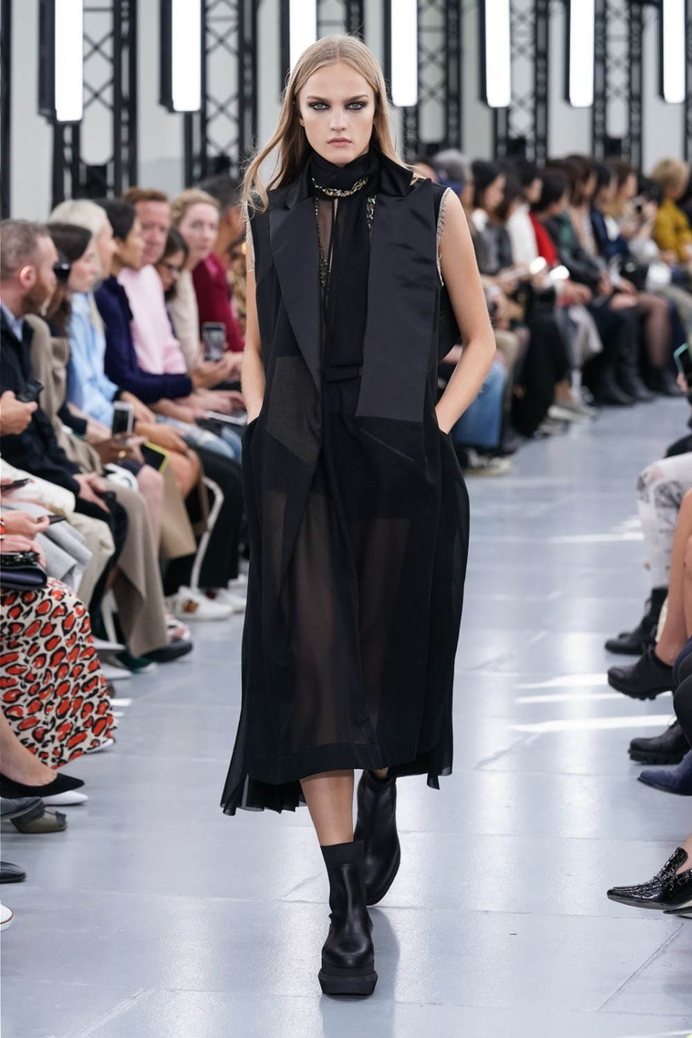 sacai - 新品同様 sacai チェック ドッキングワンピースの通販