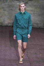 A.P.C. 2020年春夏コレクション - プレイフルな色彩を楽しむ季節｜写真15