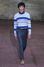 A.P.C. 2020年春夏コレクション - プレイフルな色彩を楽しむ季節｜写真25