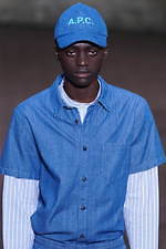 A.P.C. 2020年春夏コレクション - プレイフルな色彩を楽しむ季節｜写真27