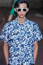 A.P.C. 2020年春夏コレクション - プレイフルな色彩を楽しむ季節｜写真33