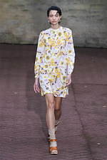 A.P.C. 2020年春夏コレクション - プレイフルな色彩を楽しむ季節｜写真44