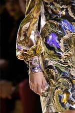 ルイ・ヴィトン 2020年春夏コレクション - アールヌーヴォーが呼び起こすベル・エポックの活気｜写真75