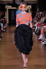 ステラ マッカートニー 2020年夏コレクション - エネルギーに満ち溢れた自由な女性｜写真26