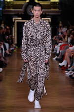 ステラ マッカートニー 2020年夏コレクション - エネルギーに満ち溢れた自由な女性｜写真33