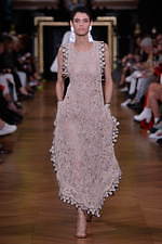 ステラ マッカートニー 2020年夏コレクション - エネルギーに満ち溢れた自由な女性｜写真36