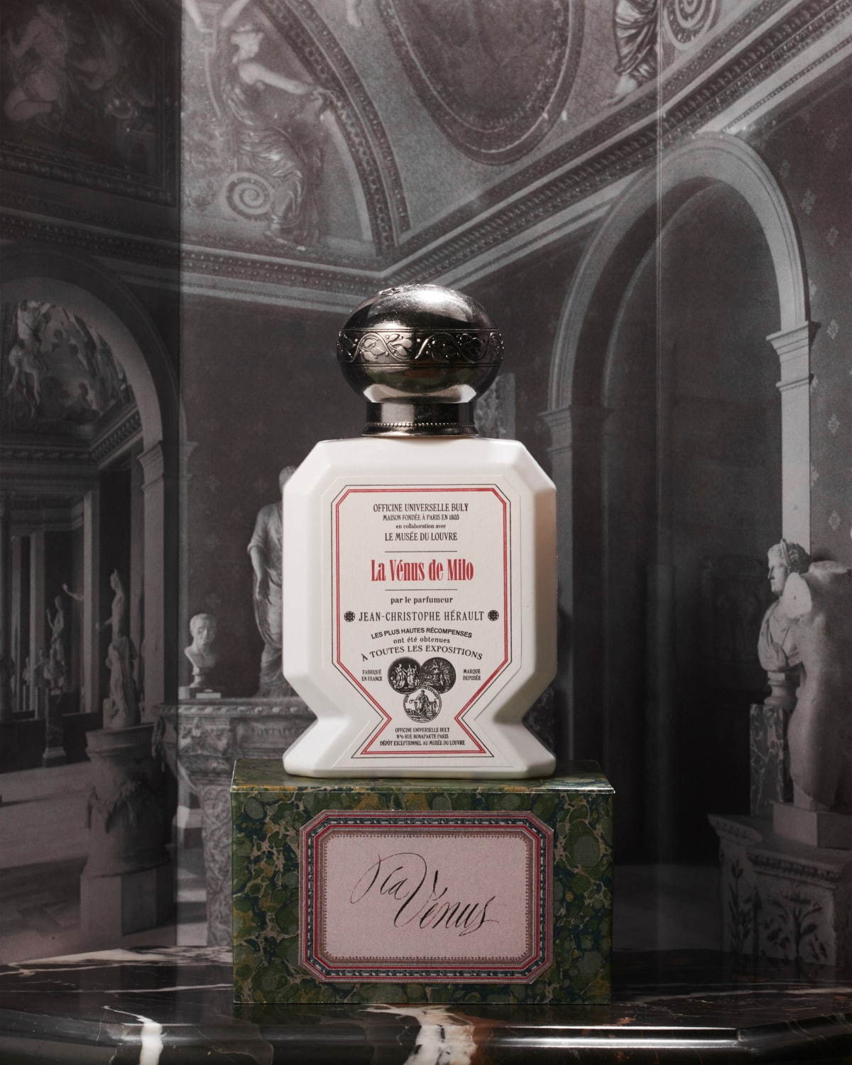 オフィシーヌ・ユニヴェルセル・ビュリー「ルーブル美術館」着想の香水＆ルームフレグランス ファッションプレス