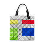 MoMAデザインストア“モマ”を配したBAO BAO ISSEY MIYAKEバッグなど限定発売｜写真12