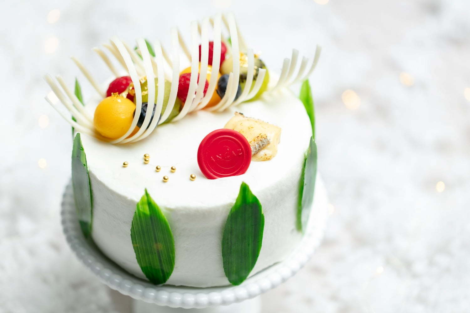 ロリポップキャンディー｜アンダーズ 東京のクリスマスケーキ、ルビーチョコレートのモンブランや“白雪”カラーのムースケーキ