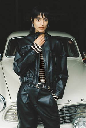 ソロヴ(SOLOV) 2019-20年秋冬ウィメンズコレクション  - 写真1