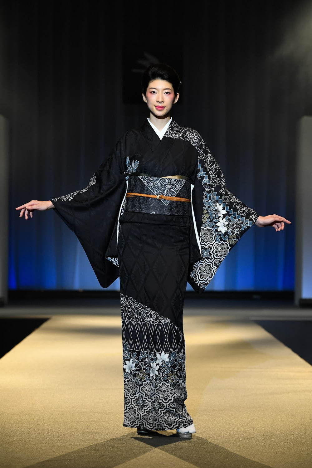 室華風 2020年春夏｜female 着物