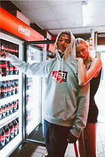 ディーゼル×コカ・コーラ、ビッグロゴ入りデニムジャケットやパーカーなど｜写真22