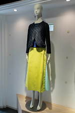 まとふ 2020年春夏コレクション、徳島に遺された“本物の藍色”をワードローブへ｜写真23