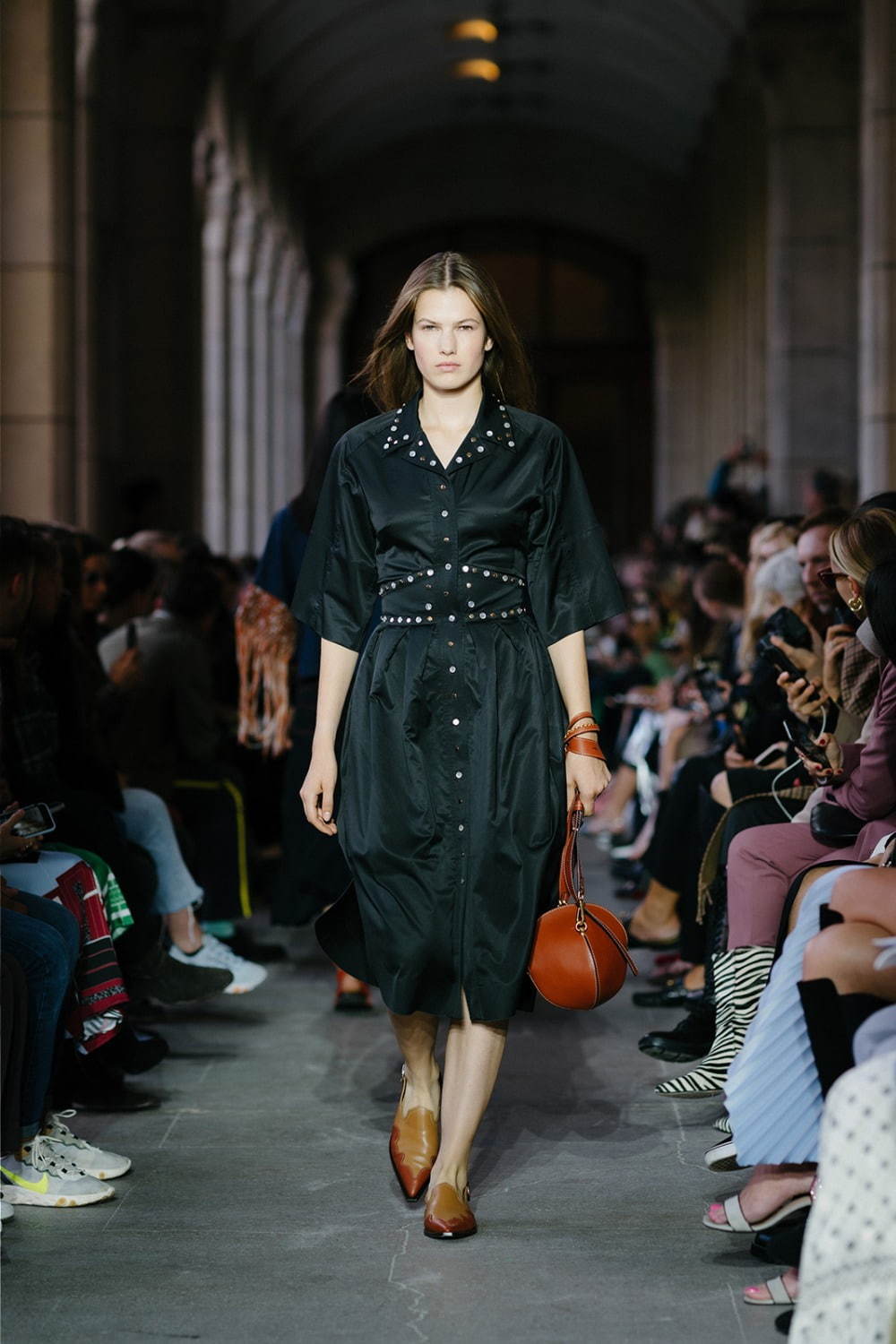 セドリック シャルリエ 2020年春夏<span>コレクション</span> - 写真14