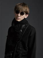 ザ ヴィリディアンの新作コラボ、着脱可能レンズのサングラスやラビットフェルトのキャップ｜写真6