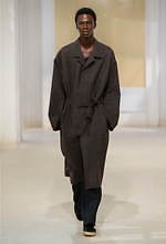 ルメール 2020年春夏コレクション - 黒で魅せる豊かな世界｜写真14