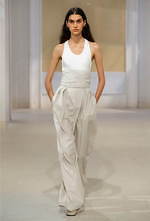 ルメール 2020年春夏コレクション - 黒で魅せる豊かな世界｜写真33