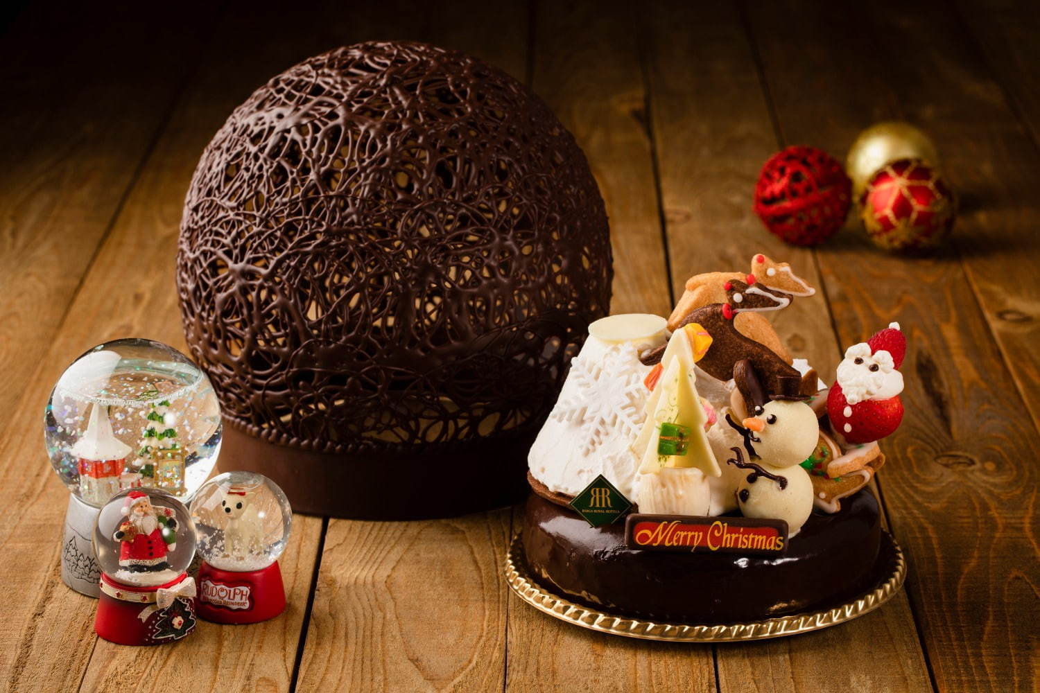 リーガロイヤルホテル京都のクリスマス2019、“チョコドーム”ケーキや“重箱”スイーツ＆ケーキ｜写真1