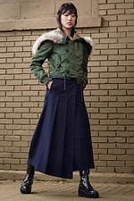 ZARA“ミリタリーウェア”にインスパイアされた新作、デニムジャンプスーツや迷彩柄アウター｜写真1