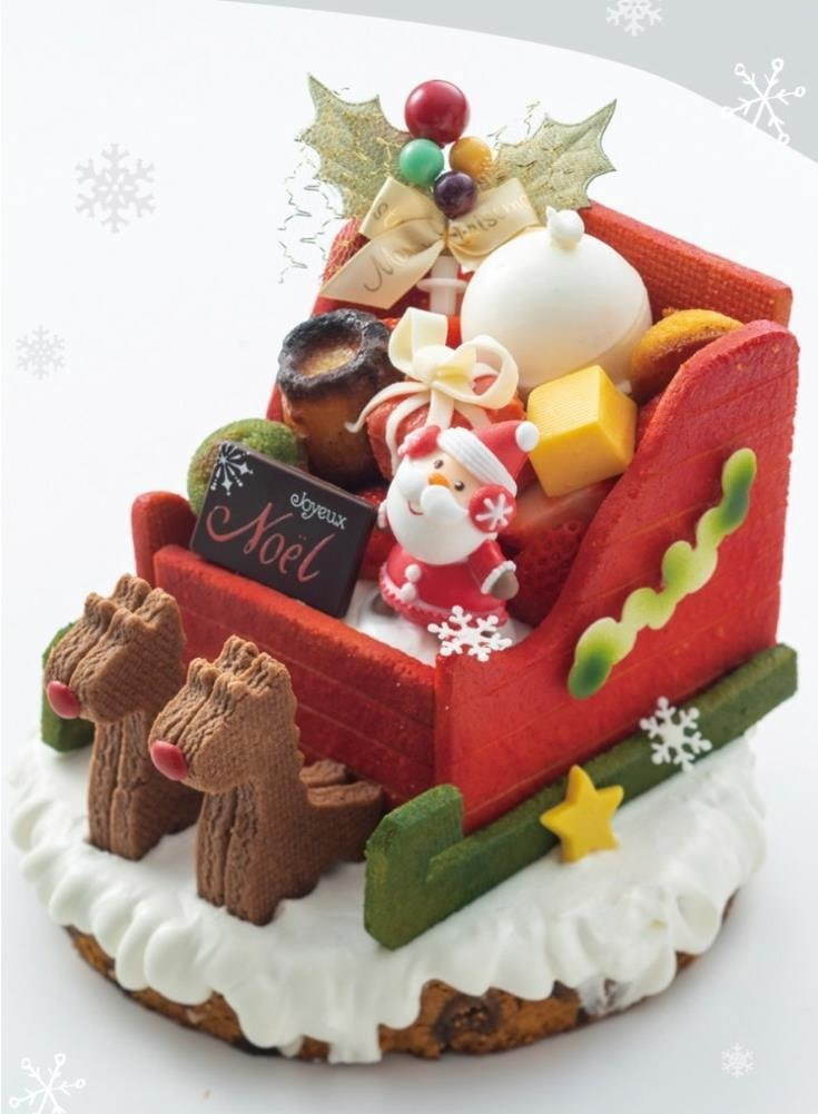 大阪新阪急ホテルのクリスマスケーキ サンタのソリケーキ プレゼントを乗せた真っ赤な クッキー ソリ ファッションプレス