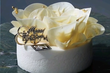 ピエール マルコリーニのクリスマス 真っ赤なビターチョコケーキ オレンジを合わせて ファッションプレス ピエール マルコリーニのクリスマス 真っ赤なビターチョコケーキ オレンジを合わせて ファッションプレス