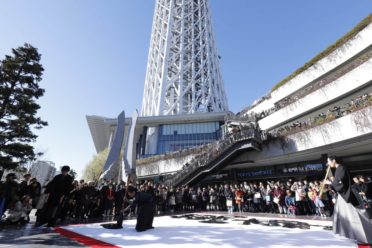 東京スカイツリータウンのお正月イベント、”初空”バーゲン＆日本国旗カラーのライティング｜写真5