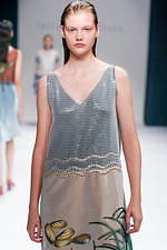 タチアナ・パルフェノワ 2020年春夏コレクション - “絵画”が物語る幼き頃の美しき思い出｜写真9