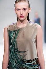 タチアナ・パルフェノワ 2020年春夏コレクション - “絵画”が物語る幼き頃の美しき思い出｜写真29