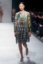 タチアナ・パルフェノワ 2020年春夏コレクション - “絵画”が物語る幼き頃の美しき思い出｜写真41