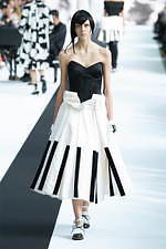 ヒロコ コシノ 2020年春夏コレクション - 楽器たちは麗しい音楽を奏でながら｜写真46