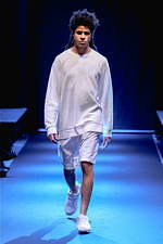 イルイット 2020年春夏コレクション - “花束”とヒップホップを着想源に、力強く｜写真22