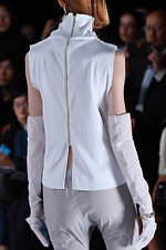 バルムング 2020年春夏コレクション - 無彩色で彩られた“”温度のない世界”｜写真10