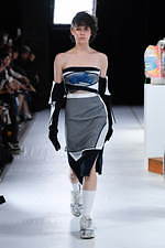 バルムング 2020年春夏コレクション - 無彩色で彩られた“”温度のない世界”｜写真25