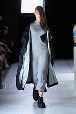 バルムング 2020年春夏コレクション - 無彩色で彩られた“”温度のない世界”｜写真32