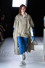 バルムング 2020年春夏コレクション - 無彩色で彩られた“”温度のない世界”｜写真39