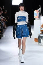 バルムング 2020年春夏コレクション - 無彩色で彩られた“”温度のない世界”｜写真41