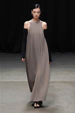 HYKE 2020年春夏コレクション、アディダスとのコラボウェアがランウェイに｜写真10