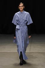 HYKE 2020年春夏コレクション、アディダスとのコラボウェアがランウェイに｜写真33