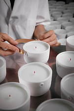 ルイ・ヴィトンの新作パフュームド キャンドル、メゾンのアトリエから着想のレザー×ウッドの香りなど｜写真19