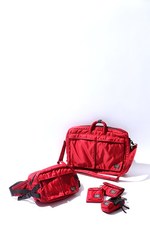 機動戦士ガンダムのSTRICT-Gとポーターがコラボでシャアザクモチーフのバッグ｜写真1