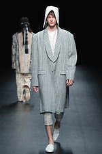 ウィシャラウィッシュ 2020年春夏コレクション - タイ伝統素材で仕上げるベーシックウェア｜写真3