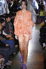 ミキオサカベ 2020春夏コレクション - “スニーカー”を主役にしたコーディネート｜写真13