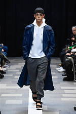 ディーベック 2020年春夏コレクション - 光と影の魅力をもった都市と調和する機能服｜写真5